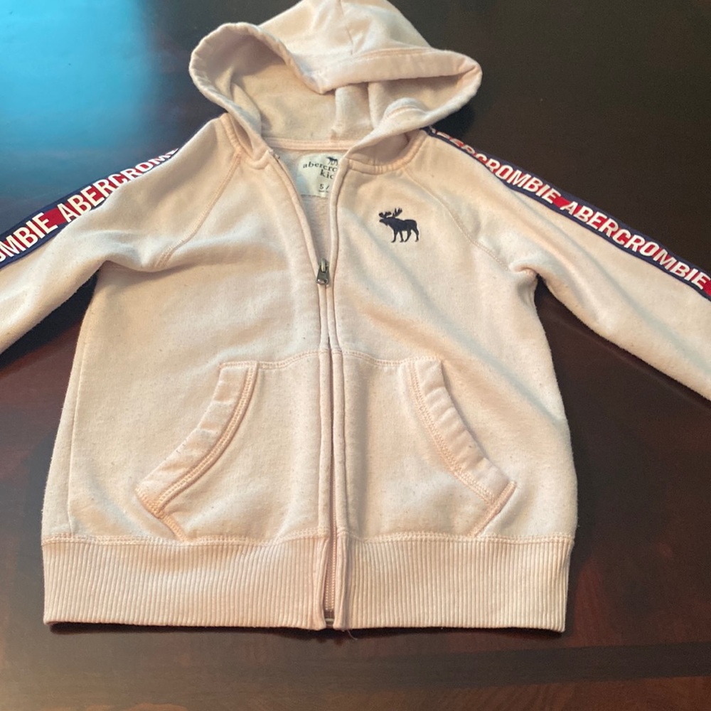 Girls sweater size 5-6